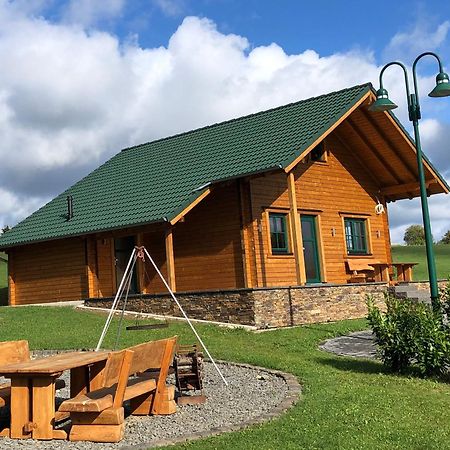 Holzhaus Onkel Fritz Mit Sauna Und Whirlwanne Esch  Екстериор снимка