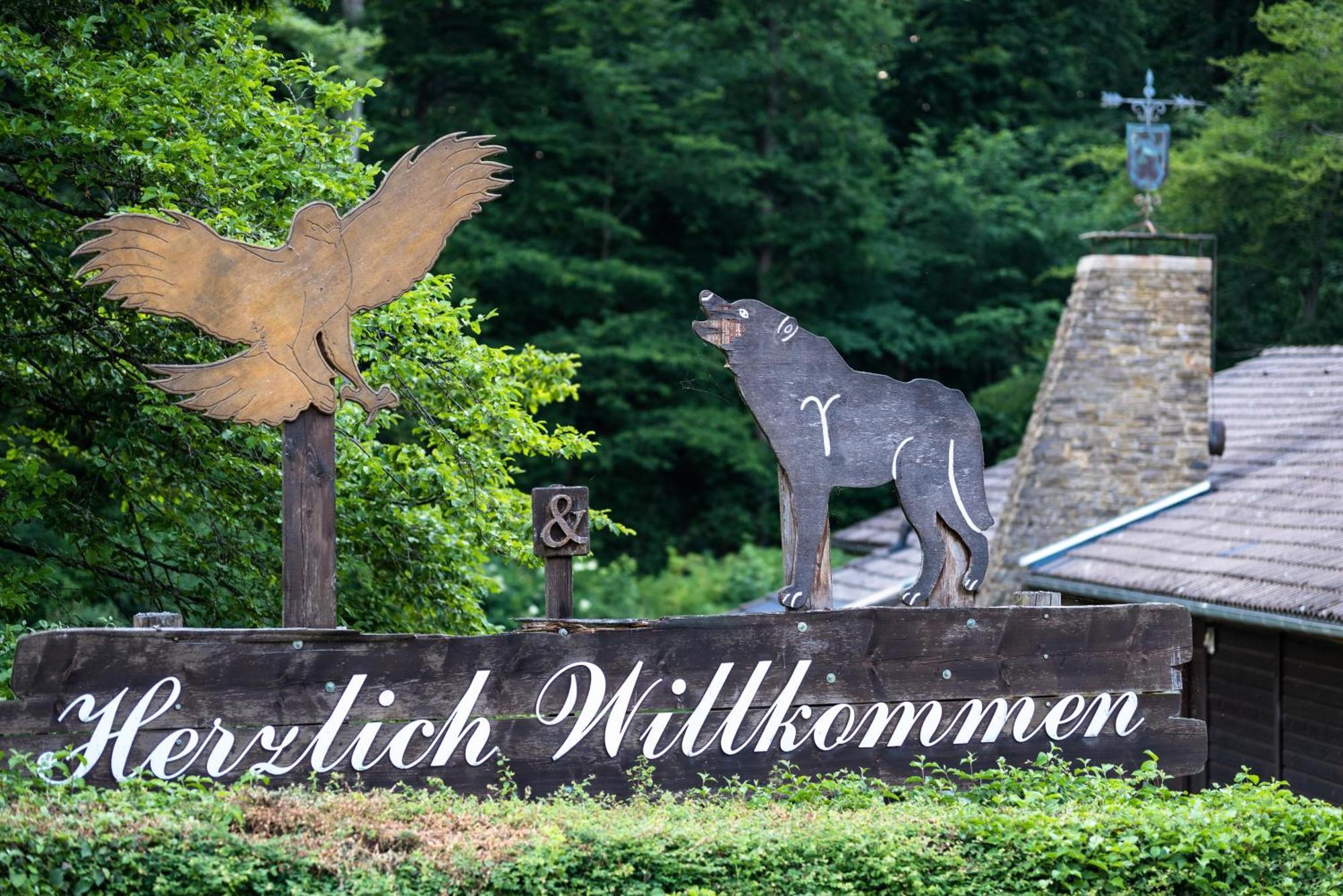 Holzhaus Onkel Fritz Mit Sauna Und Whirlwanne Esch  Екстериор снимка