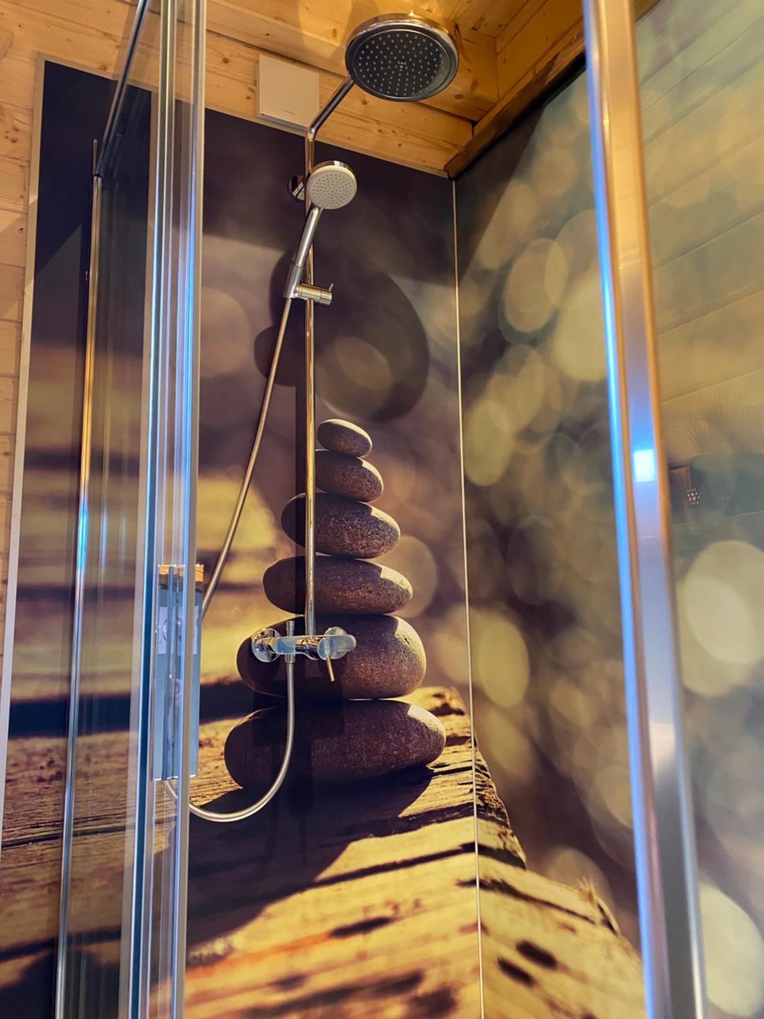 Holzhaus Onkel Fritz Mit Sauna Und Whirlwanne Esch  Екстериор снимка